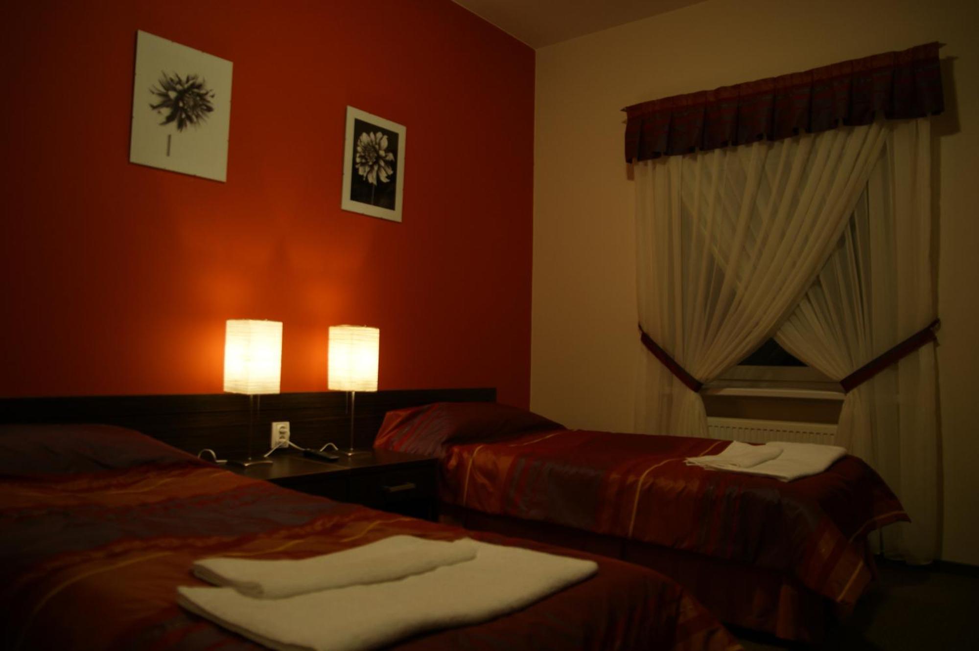 Hotel Chrobry เว็งชิตซา ภายนอก รูปภาพ